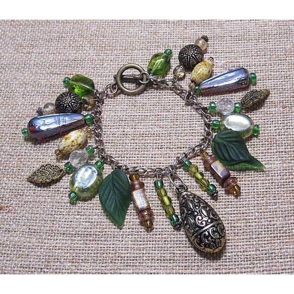 Handmade Nature-Themed Charm Bracelet – Green Glass Leaves, Brass Accents - Picture 3 of 5